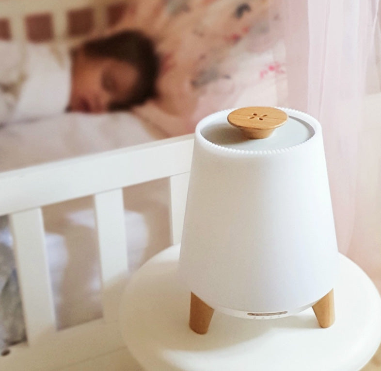 Hush Ultrasonic Vaporiser with Nightlight and Sound (Bonus Essential Oil)