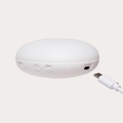 Moonie 2.0 Organic Humming Bear with a Lamp